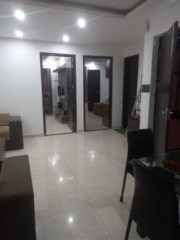 Master Bedroom in 5 BHK Apartment at Adarsh Panache Heights, Kulhan – for Sale