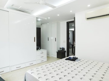 3 BHK Builder Floor For Rent in Malcha Marg Delhi  8096577