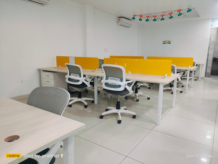 Team Area, ithums-62 Commercial Office Space in IT/SEZ 1000 Sq.Ft. In Sector 62 Noida 8096590