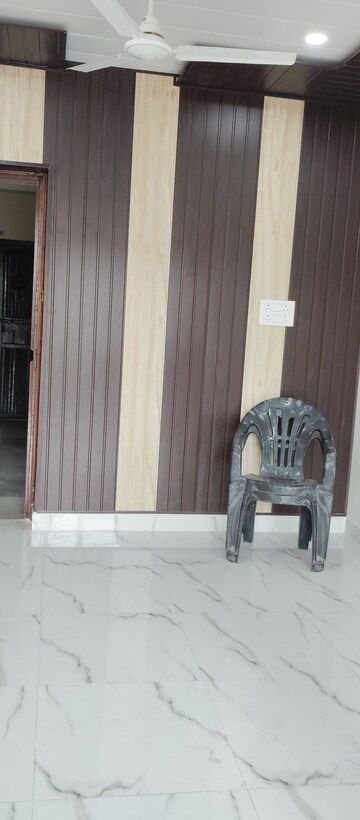 Bathroom in 3 BHK Apartment at Amarpali Exotica, Sector 50 – for Rent