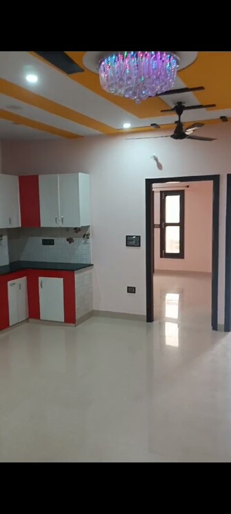 2 BHK Builder Floor For Rent in Dashrath Puri Delhi  8096637