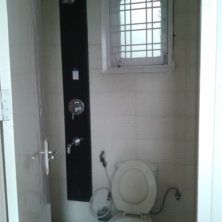 Bathroom, sector 55 2 Bedroom 150 Sq.Yd. Builder Floor In Sector 55 Gurgaon 8096682