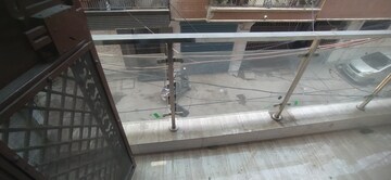 Furnished Amenities in 3 BHK Builder Floor at Panchsheel Vihar – for Rent