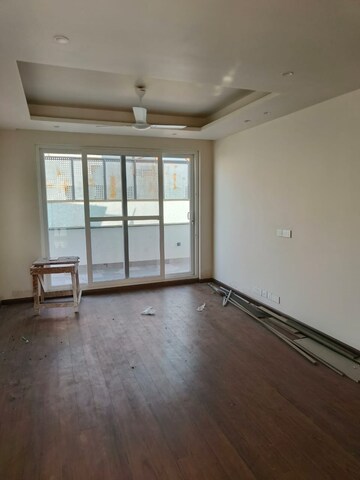 Room in 3 BHK Builder Floor at Ansal Sushant Lok I, Sector 43 – for Rent