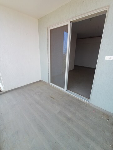 Furnished Amenities in 3 BHK Apartment at Jogeshwari East – for Sale
