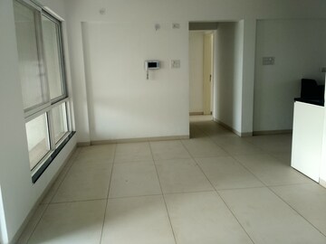 Room in 3 BHK Apartment at Shree Bal Kapil Akhila, Baner – for Sale