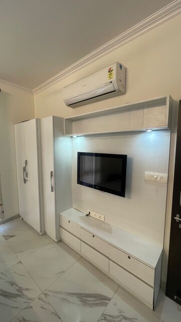 Kitchen in 3 BHK Apartment at Gomti Nagar – for Rent