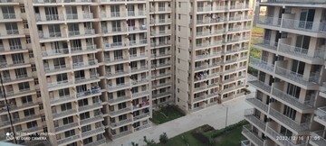 2 BHK Apartment For Rent in Shree Vardhman Green Court, Sector 90