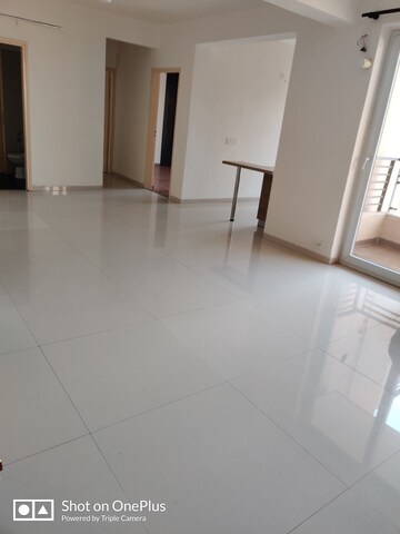 Furnished Amenities in 3 BHK Apartment at Tulip Violet, Sector 69 – for Rent