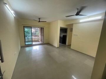 Room in 2 BHK Apartment at Harmony Horizons, Ghodbunder Road – for Rent