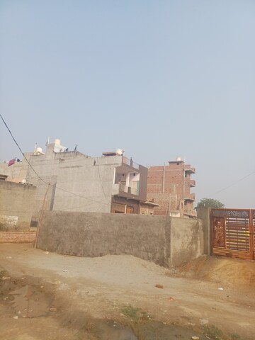  Plot For Sale in Dheeraj Nagar