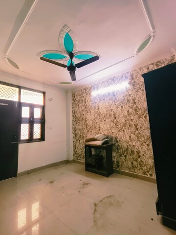 Bedroom in 2 BHK Builder Floor at Dwarka Mor – for Rent