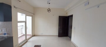 Room in 2 BHK Apartment at Gardenia Golf City, Sector 75 – for Rent