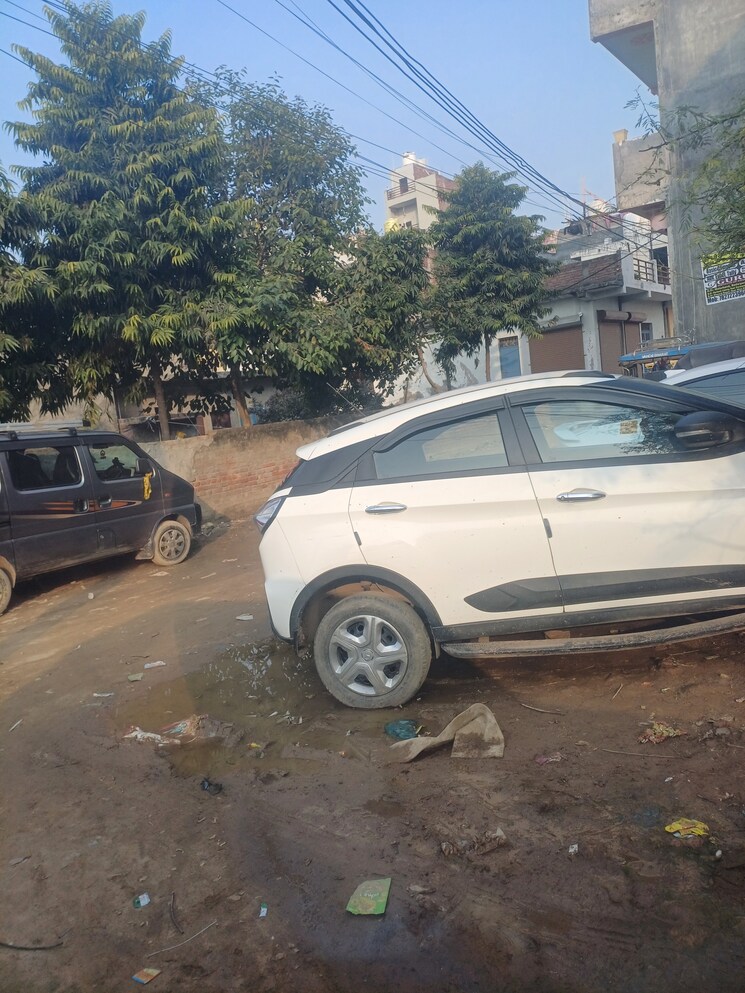 Exterior View, harkesh colony  107 Sq.Yd. Plot In Harkesh Colony Faridabad 8097170