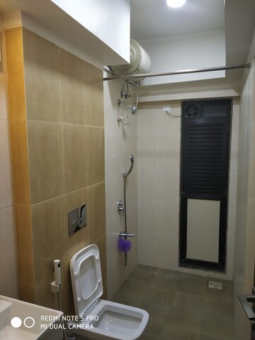 Bathroom in 1 BHK Apartment at Sheth Vasant Oasis, Andheri East – for Rent