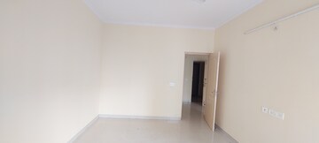 Room in 3 BHK Apartment at Maxblis White House, Sector 75 – for Rent