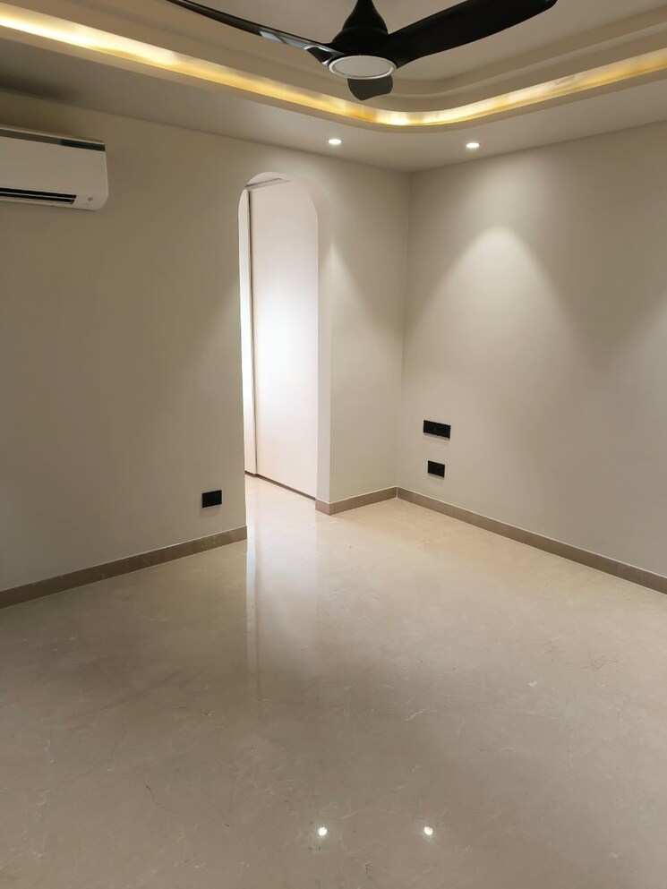 Room, ansal-sushant-lok-i 4 Bedroom 300 Sq.Yd. Builder Floor In Sector 43 Gurgaon 8096977