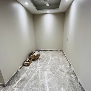 Building Lobby in 3 BHK Builder Floor at Palam Vihar Residents Association, Palam Vihar – for Rent