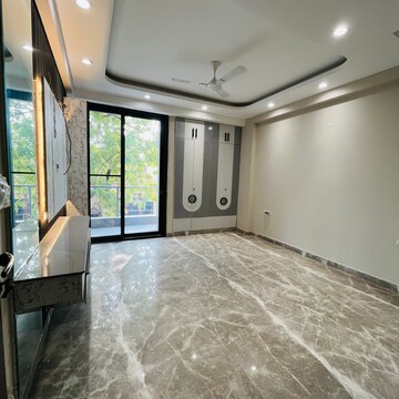 Bedroom in 3 BHK Builder Floor at Palam Vihar Residents Association, Palam Vihar – for Rent