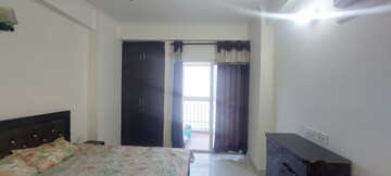 Room in 1 BHK Apartment at Maxblis Grand Wellington, Sector 75 – for Rent