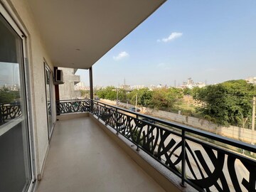 Balcony in 4 BHK Builder Floor at Sector 52 – for Rent