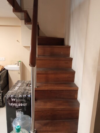 कमर्शियल ऑफिस स्पेस वर्ग फुट फॉर रेंट इन बो बाजार कोलकाता  8097005