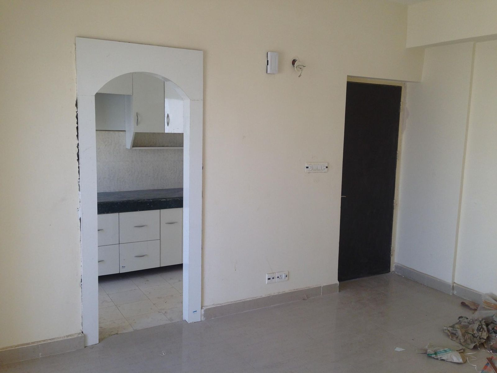 2 BHK Apartment For Sale in Paras Tierea