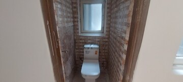 Bathroom in 3 BHK Apartment at Gardenia Golf City, Sector 75 – for Rent