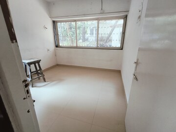 Room in 1 BHK Apartment at Span Landmark	, Andheri East – for Rent