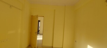 Room in 2 BHK Apartment at Maxblis White House, Sector 75 – for Rent