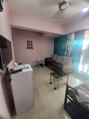 Master Bedroom in 2 BHK Apartment at Thane West – for Sale