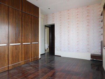 Room in 3 BHK Apartment at Peninsula Celestia Spaces, Sewri – for Sale
