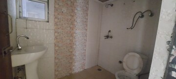 Bathroom in 3 BHK Apartment at Gardenia Gateway, Sector 75 – for Rent