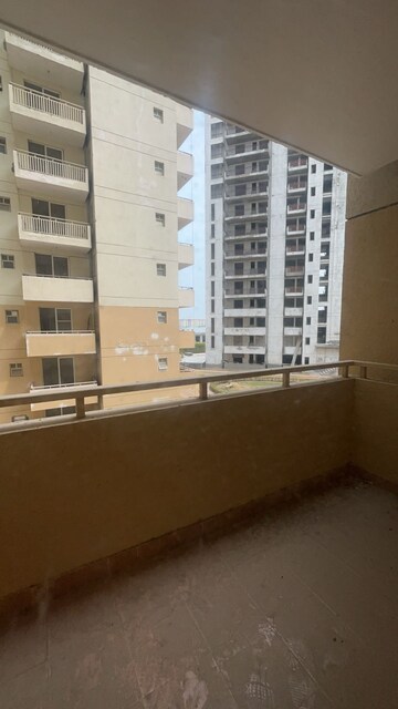 Balcony in 3.5 BHK Apartment at Ansal Estella, Sector 103 – for Sale