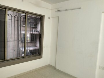 Room in 1 BHK Apartment at Adityaraj Gurukripa CHS, Vikhroli East – for Rent