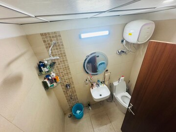 Master Bedroom in 2.5 BHK Apartment at Central Park 3 Flower Valley, Sohna Sector 33 – for Rent