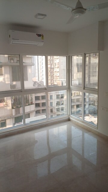 Master Bedroom in 2 BHK Apartment at Platinum Life, Andheri West – for Rent