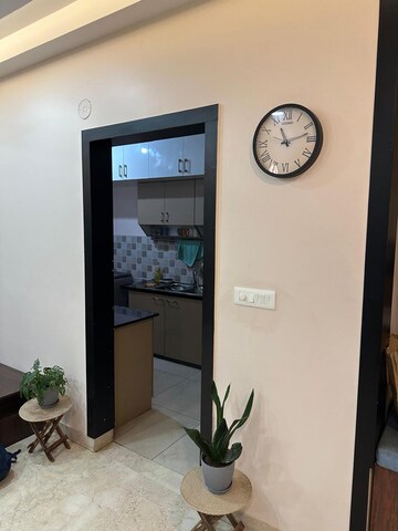 Room in 2 BHK Apartment at Prestige Misty Waters, Hebbal – for Rent
