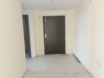 Room in 4 BHK Apartment at Tata Primanti Villas, Sector 72 – for Sale