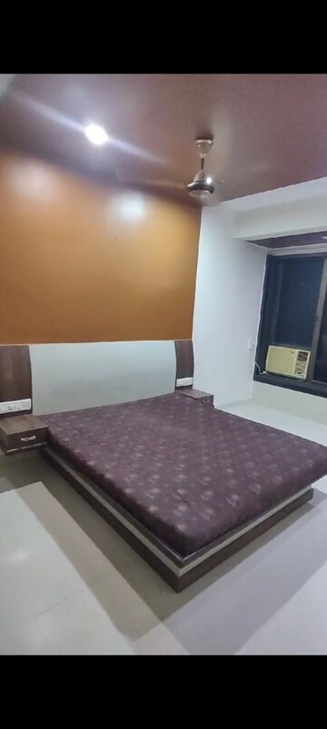 Bedroom in 1 BHK Apartment at Paschim Apartments, Dadar West – for Rent