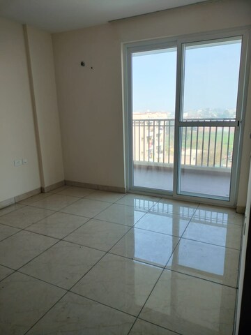 Room in 2.5 BHK Independent House at Sector 17 – for Rent