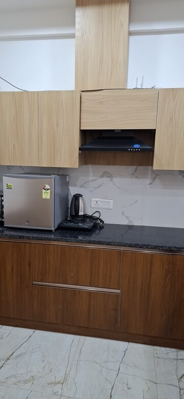 Furnished Amenities in Studio Apartment at Gaur City Center, Sector 4, Greater Noida – for Rent