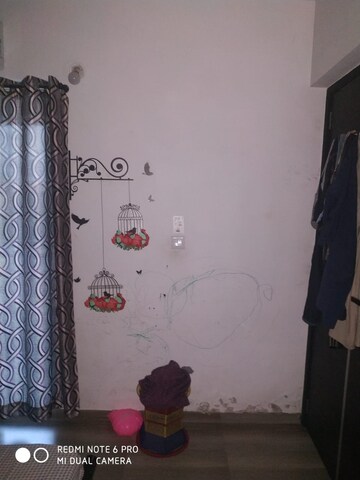 Room in 2 BHK Apartment at SKD Pinnacolo, Mira Road – for Rent