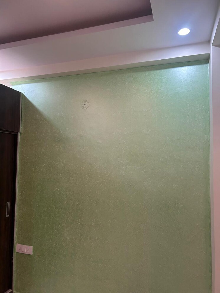 Room, sector 121 2 Bedroom 990 Sq.Ft. Builder Floor In Sector 121 Noida 8097536