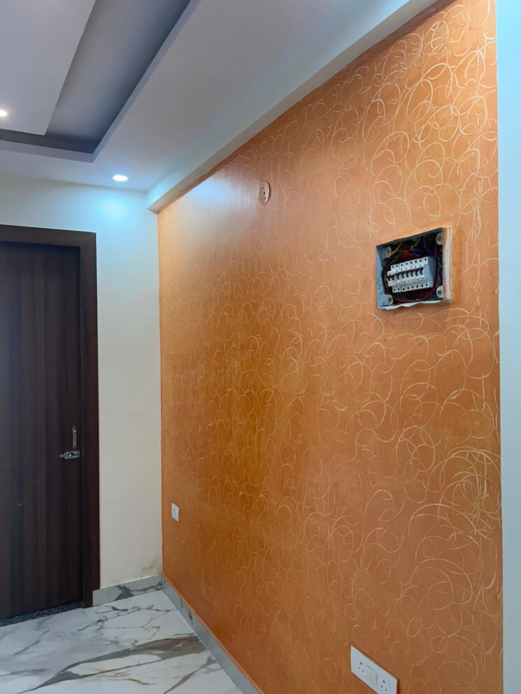 Room, sector 121 2 Bedroom 990 Sq.Ft. Builder Floor In Sector 121 Noida 8097536