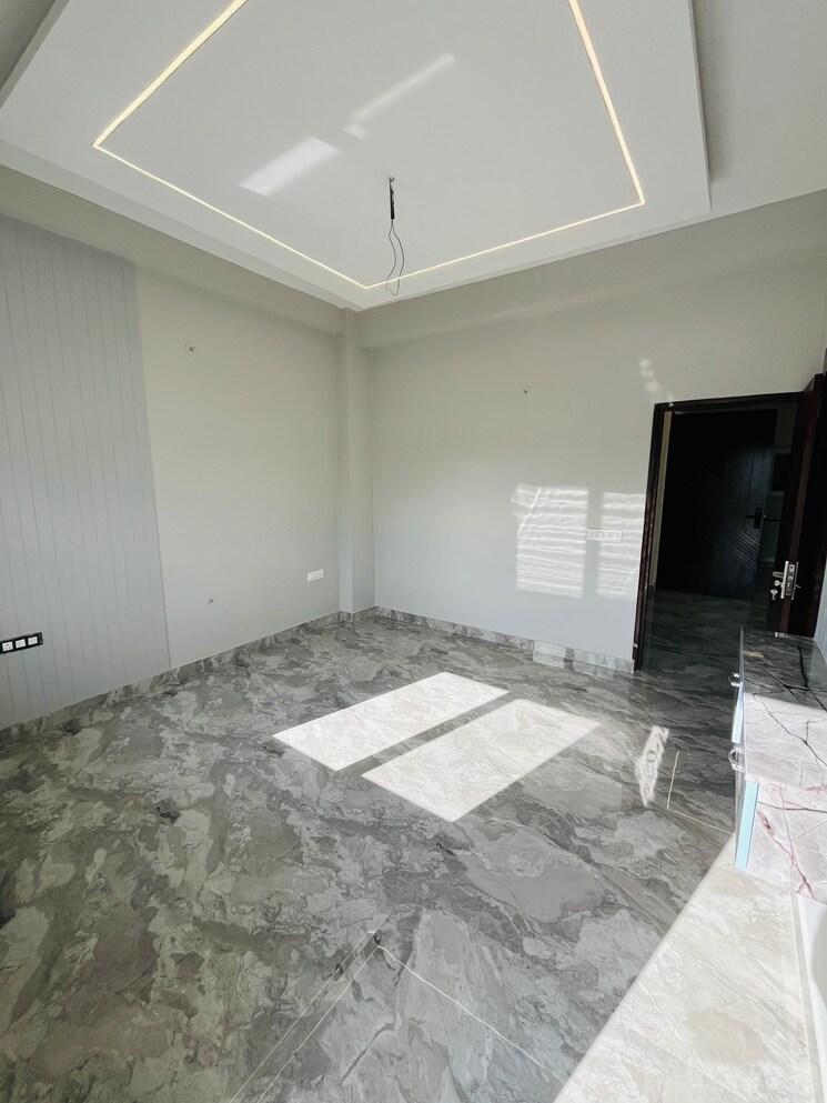 Room, ballupur 3 Bedroom 2200 Sq.Ft. Builder Floor In Ballupur Dehradun 8097593