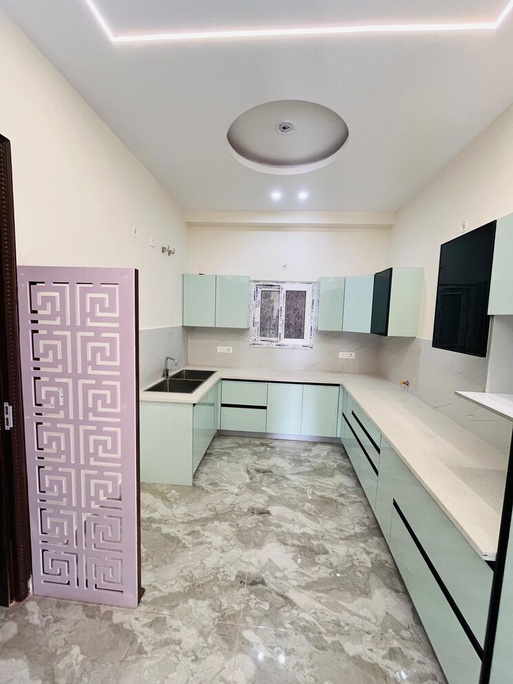 Kitchen, ballupur 3 Bedroom 2200 Sq.Ft. Builder Floor In Ballupur Dehradun 8097593