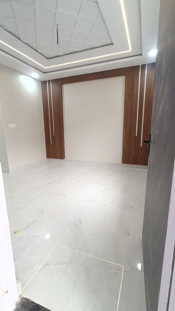 Room in 4 BHK Villa at Arsha Madhav Greens, Gomti Nagar – for Sale