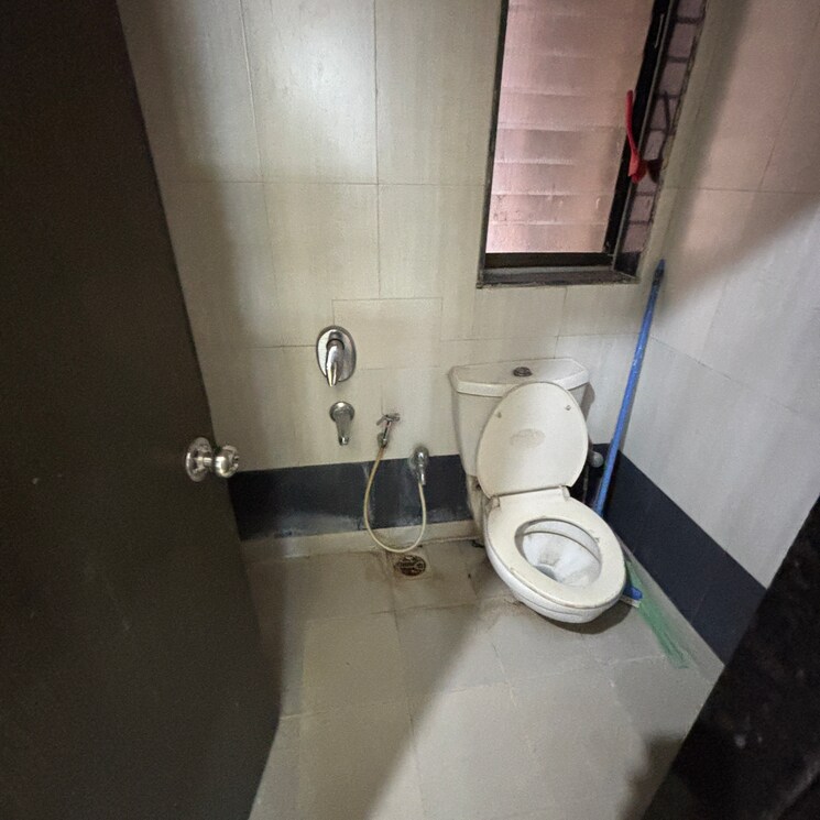 Bathroom, neptune-living-point 1.5 Bedroom 555 Sq.Ft. Apartment In Jaydev Singh Nagar Mumbai 8097640