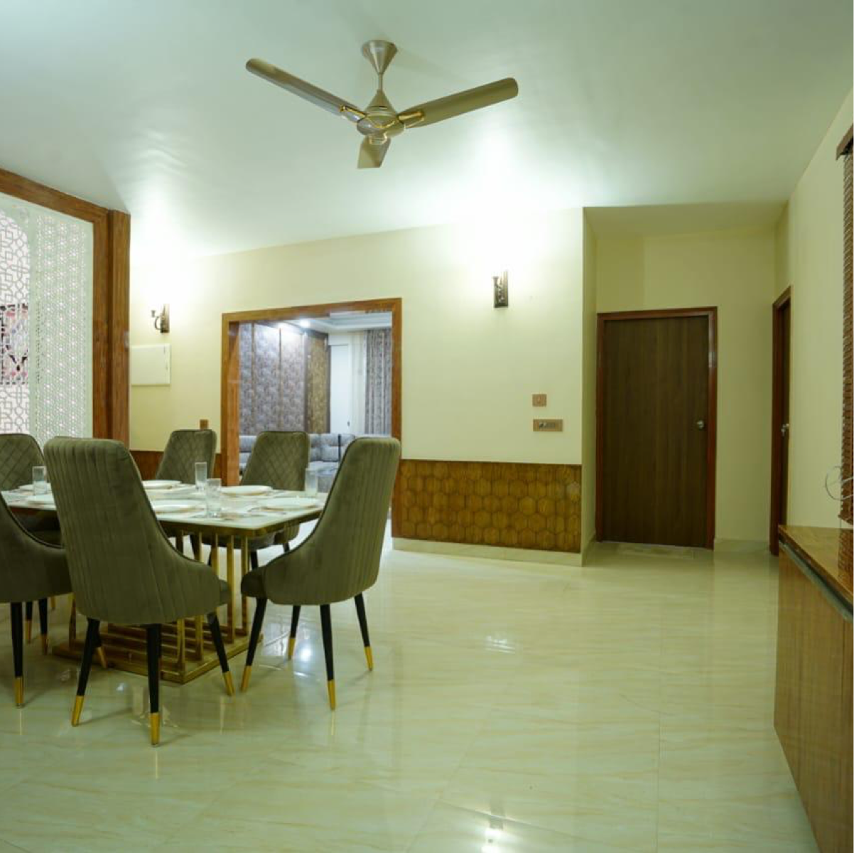 3 BHK + Servant Room Builder Floor For Sale in Splendor Grande